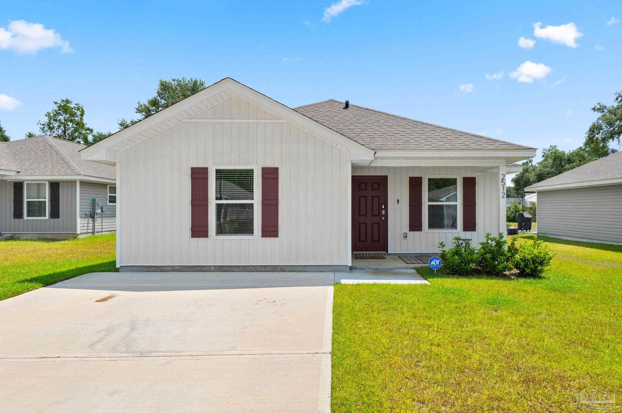 Sutton Place Dr, Cantonment, FL 32533