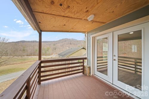 86 Chestnut Hill Rd, Gerton, NC, 28735-8800 | Card Image