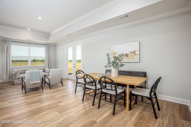 Model home - actual features may vary. | Image 21