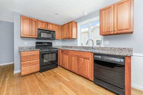 apt-7-1005 Trapelo Rd, Waltham, MA, 02452-4875 | Card Image