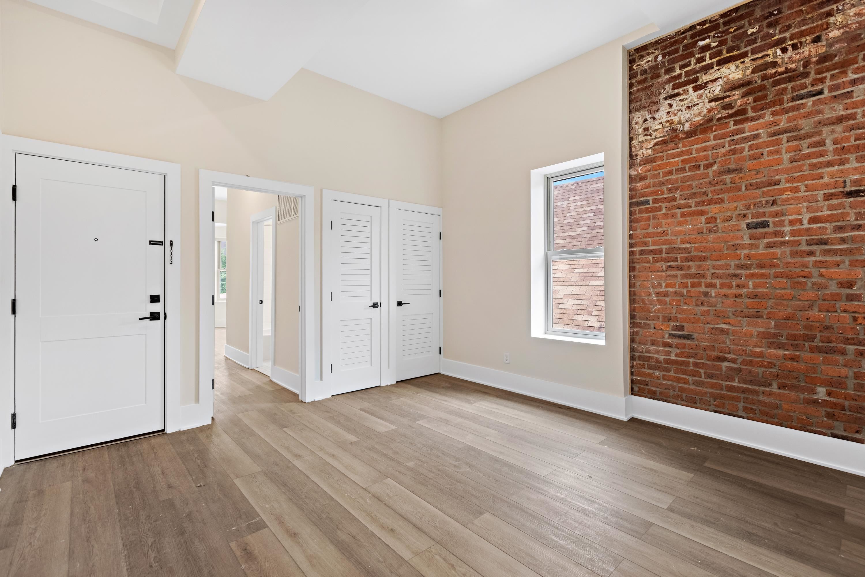 Residential Lease in JC, Greenville 3