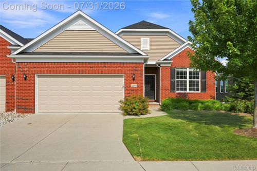 2279 Monte Vista Ct, Lake Orion, MI, 48360-1260 | Card Image