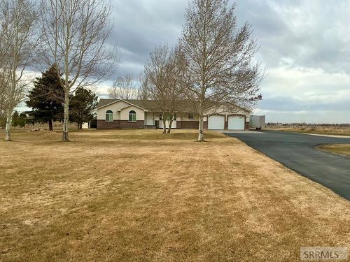 323 N 4200 E, Rigby, ID, 83442 | Card Image