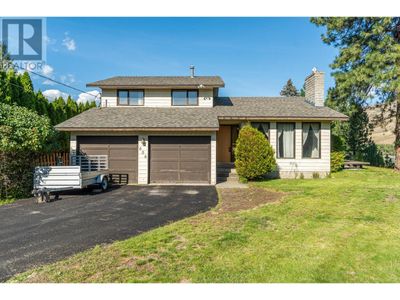 606 Porterfield Rd, House other with 3 bedrooms, 3 bathrooms and null parking in Kamloops BC | Image 1