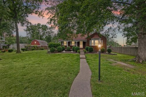 410 S Brookside St, Centralia, IL, 62801-5445 | Card Image