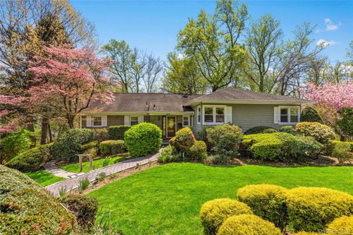 30 Claudet Way, Eastchester, NY, 10709-1539 | Card Image