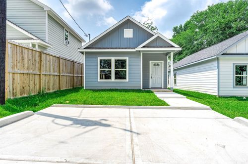 16977 Glenheath, Montgomery, TX, 77316-6716 | Card Image