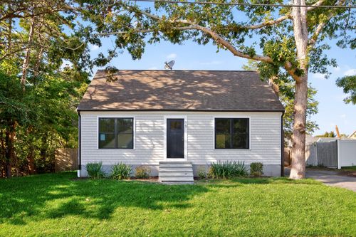 15 Downey St, Plymouth, MA, 02360-5715 | Card Image