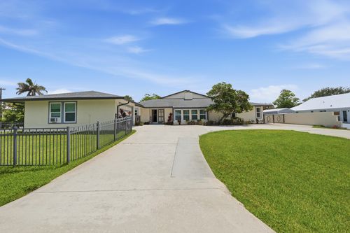 4599 Se Halston Ct, Stuart, FL, 34997-2462 | Card Image