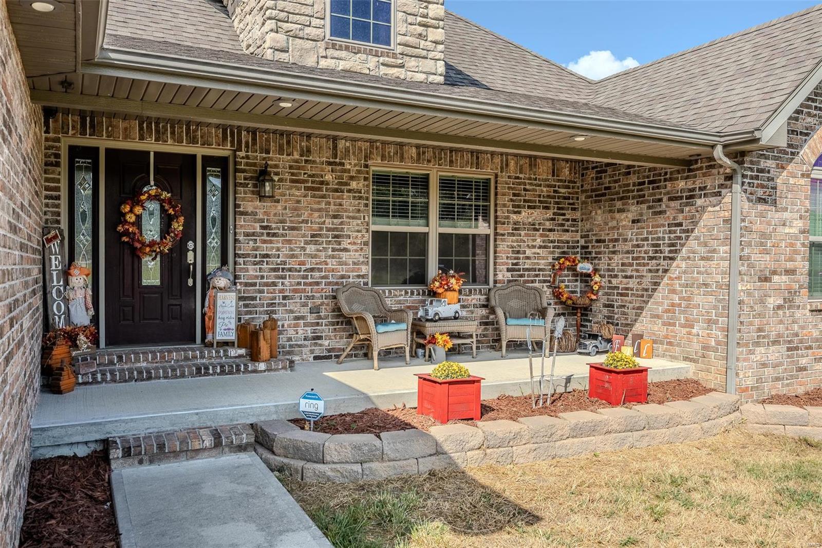 Green Hills Rd, Lebanon, MO 65536