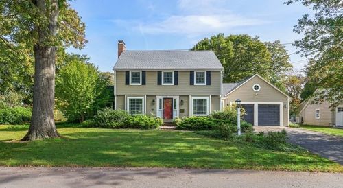 36 Westwood Rd, Shrewsbury, MA, 01545 | Card Image