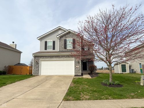 3366 Firethorn Dr, Whitestown, IN, 46075-8401 | Card Image