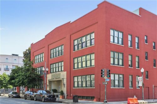 ph-760 Magazine St, New Orleans, LA, 70130-3697 | Card Image