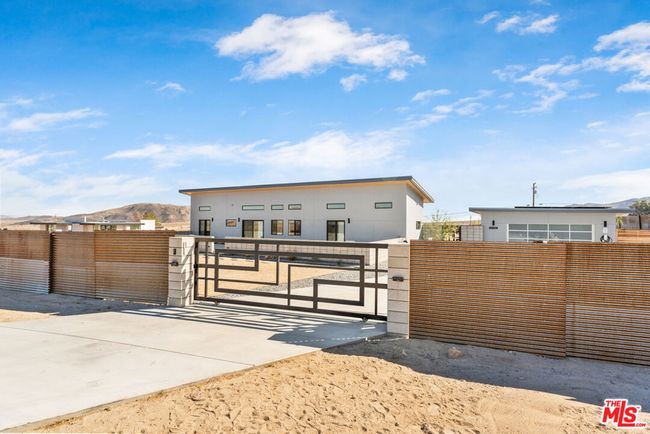 6655 Cascade Rd, House other with 3 bedrooms, 2 bathrooms and 8 parking in Joshua Tree CA | Image 4