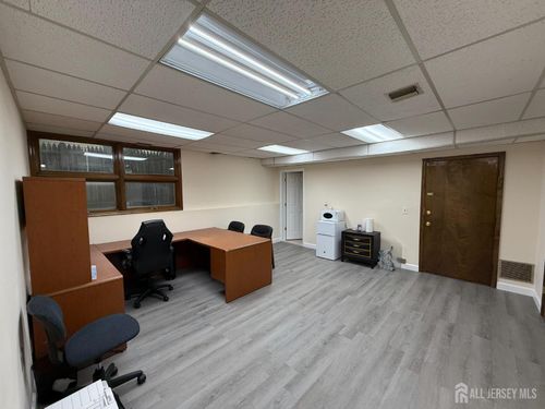 ste-2l-795 Inman Ave, Colonia, NJ, 07067-1439 | Card Image
