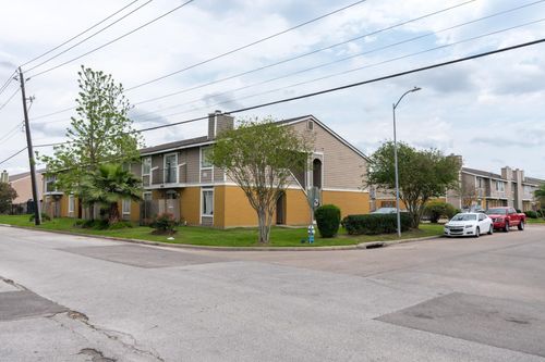 2-12658 Ashford Meadow Dr, Houston, TX, 77082-6261 | Card Image