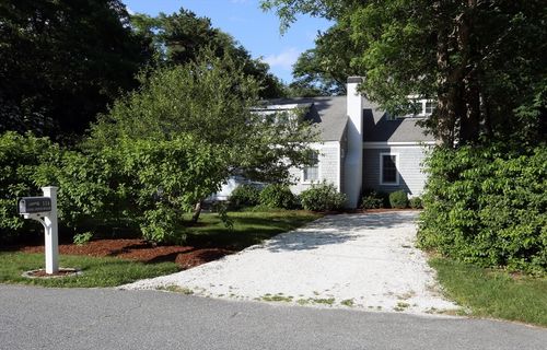 114 Long Pond Rd, Marstons Mills, MA, 02648-1365 | Card Image