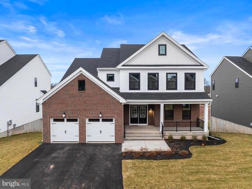 31 Jacob Francis Way, Titusville, NJ, 08560-2428 | Card Image