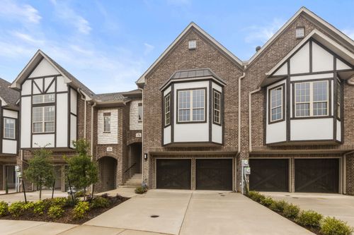 2186 Southwick Dr, Lewisville, TX, 75067-5061 | Card Image