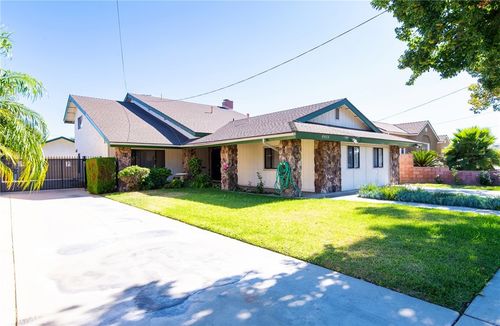 9908 Park St, Bellflower, CA, 90706-5938 | Card Image