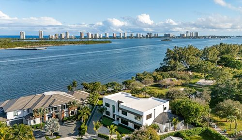 706 Lakeside Cir, North Palm Beach, FL, 33408-4523 | Card Image