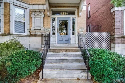 apt-a-4250 Lindell Blvd, Saint Louis, MO, 63108-2939 | Card Image