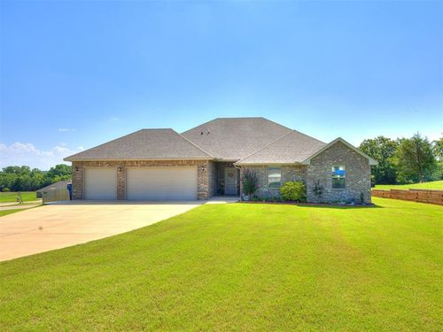 9556 Country Side Ln, Guthrie, OK, 73044-1914 | Card Image