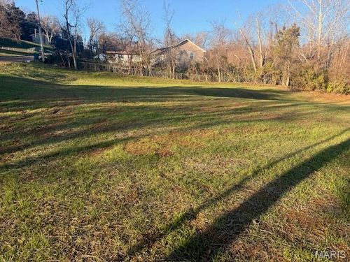 1 Eastview Dr, Fenton, MO, 63026-5935 | Card Image