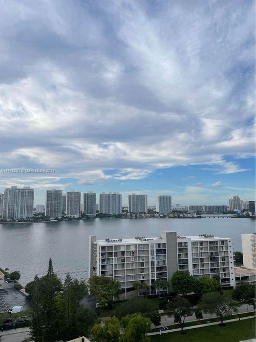 1703-231 174th St, Sunny Isles Beach, FL, 33160 | Card Image