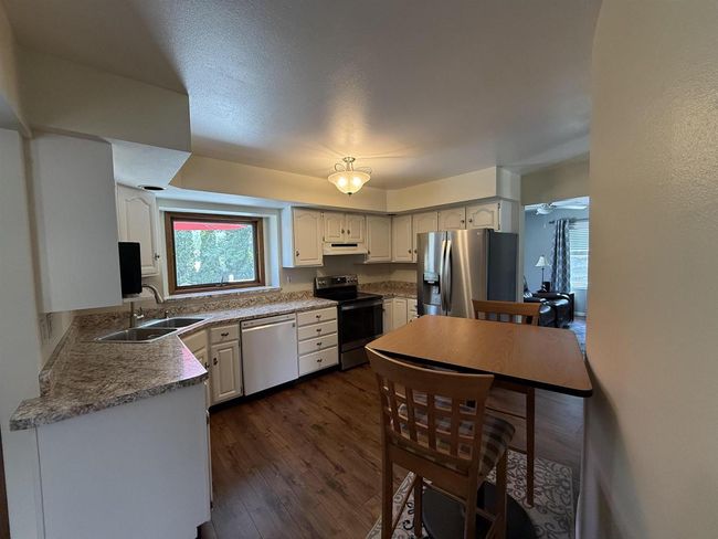1906 22 Nd Avenue, House other with 4 bedrooms, 3 bathrooms and null parking in Menominee MI | Image 14
