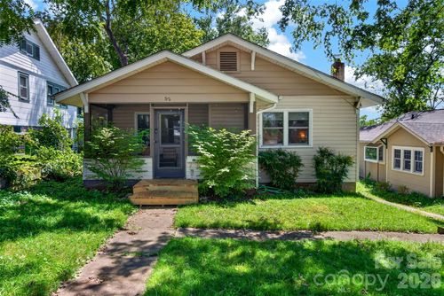 52 Pennsylvania Ave, Asheville, NC, 28806-4153 | Card Image