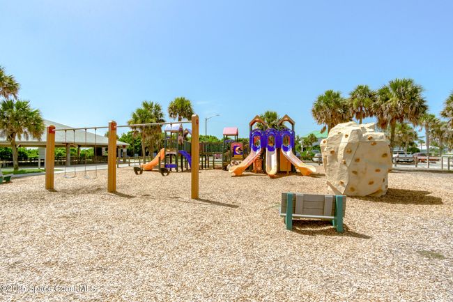 61 - 290 Paradise Blvd, Townhouse with 2 bedrooms, 2 bathrooms and null parking in Indialantic FL | Image 60