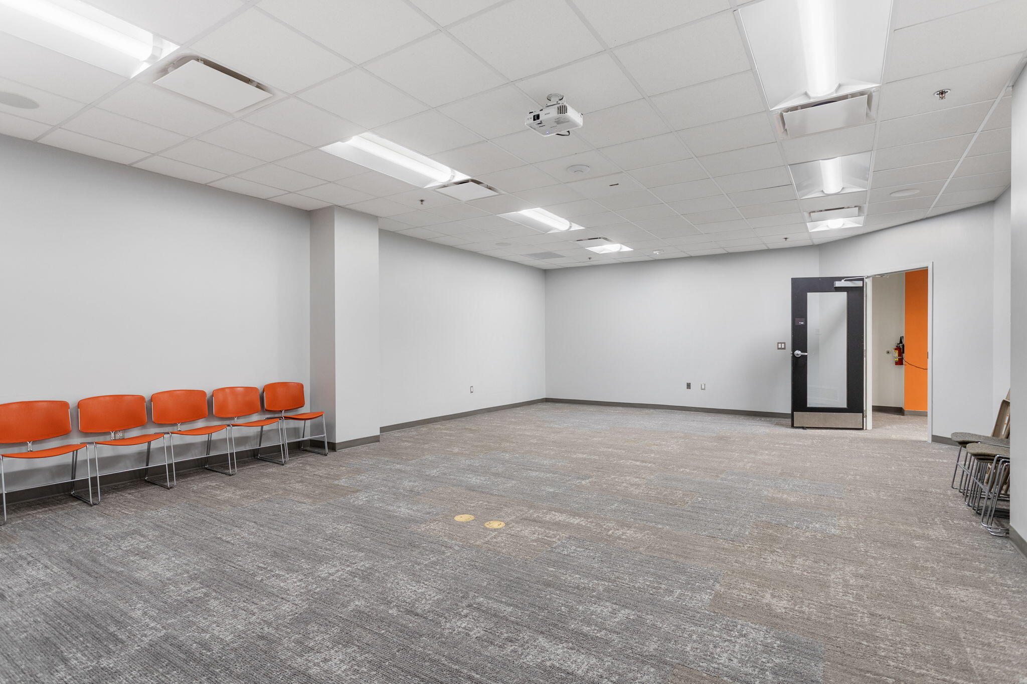 Commercial Lease in Holland 2