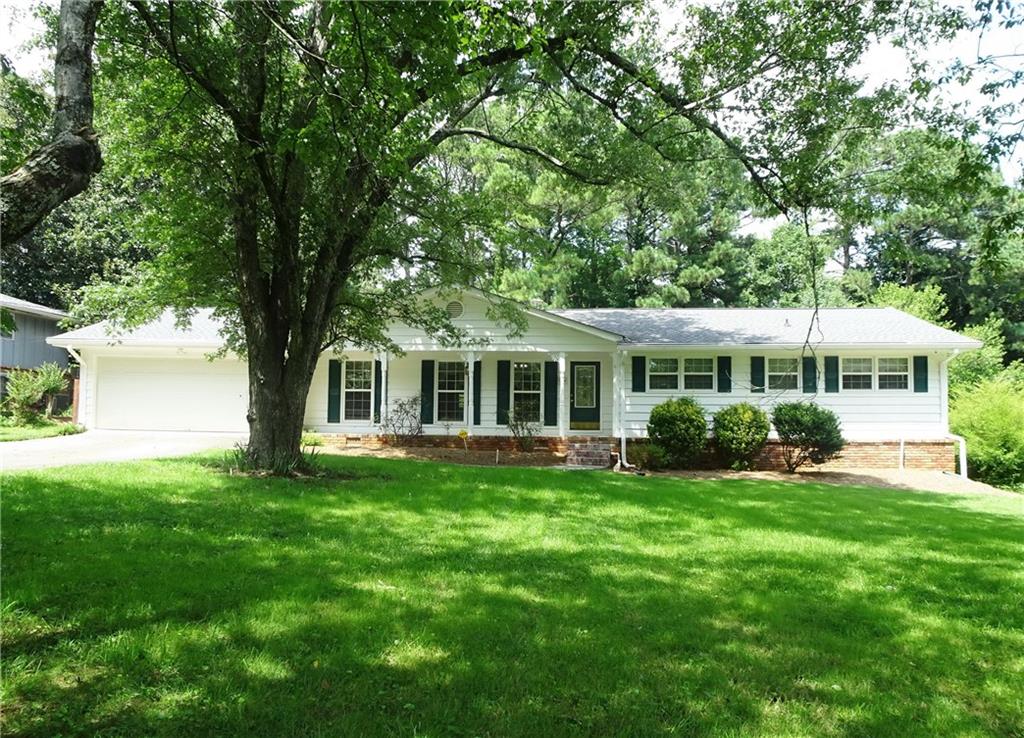 Country Club Dr, Conyers, GA 30013