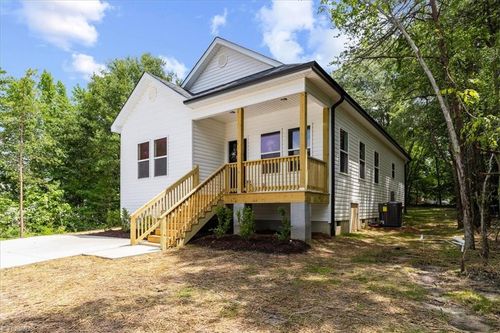 1707 Glenn St, Burlington, NC, 27217-8283 | Card Image