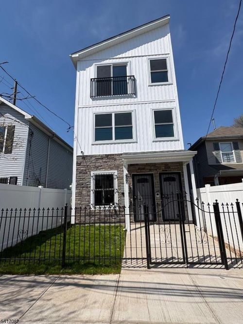 457 S 17th St, Newark, NJ, 07103-1228 | Card Image
