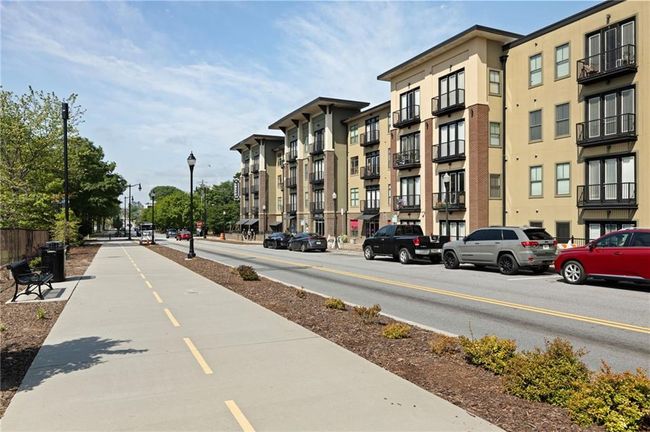 UNIT-2605 - 5300 Peachtree Rd, Condo with 2 bedrooms, 2 bathrooms and 2 parking in Chamblee GA | Image 17