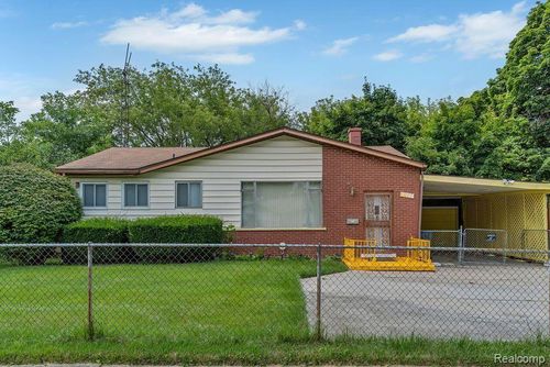 6077 David Berger St, Mount Morris, MI, 48458-2775 | Card Image