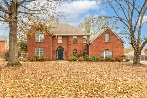 1715 Royal Dr, Conway, AR, 72034-7347 | Card Image