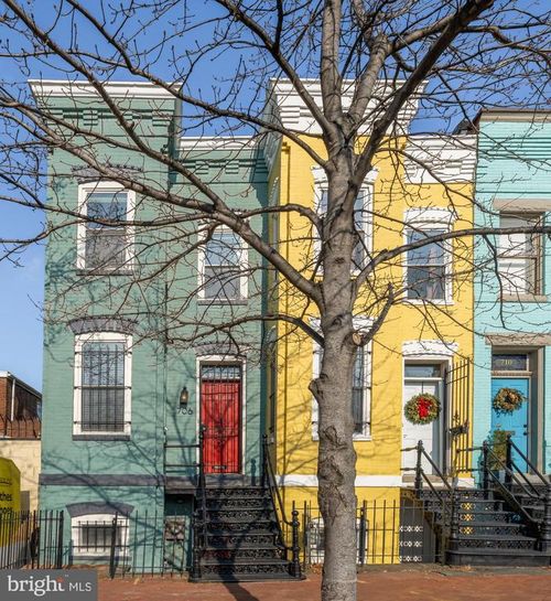 706 L St Se, WASHINGTON, DC, 20003-3647 | Card Image