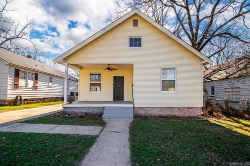 5325 B St, Little Rock, AR, 72205-3509 | Card Image