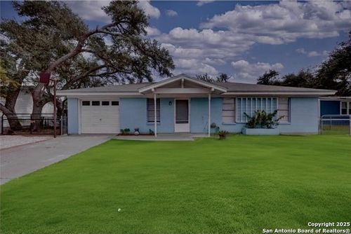 1330 Redbird Dr, Rockport, TX, 78382-6224 | Card Image