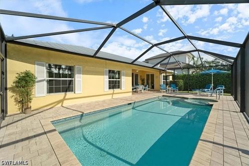 732 7th Ave N, NAPLES, FL, 34102-5345 | Card Image