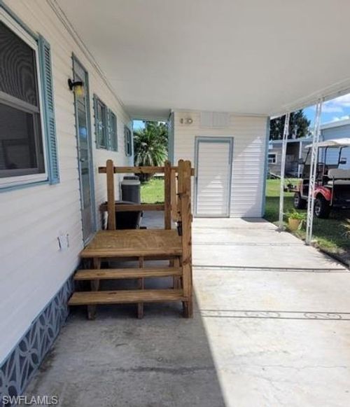 2774 Wedgewood Dr, NORTH FORT MYERS, FL, 33917-1842 | Card Image