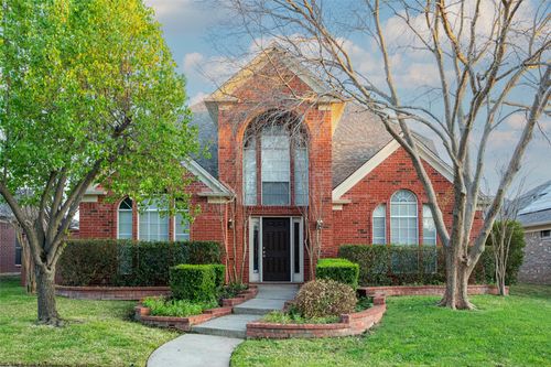 206 Howley Ct, Irving, TX, 75063-5947 | Card Image