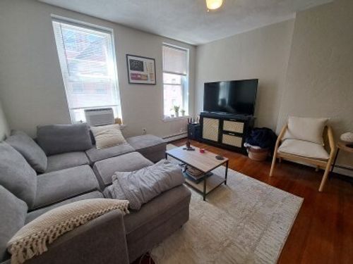 3f-39 Charter Street, Boston, MA, 02113 | Card Image