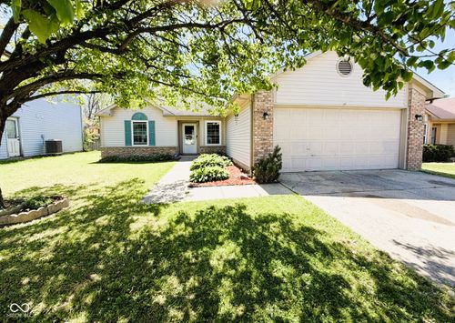 5309 Scatterwood Ct, Indianapolis, IN, 46221-4233 | Card Image