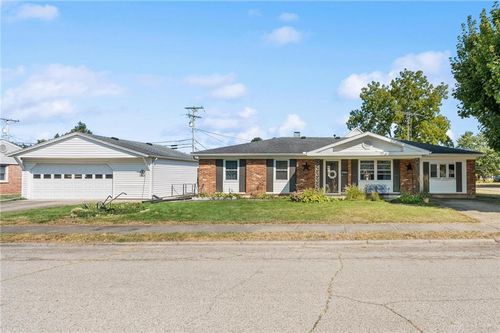 429 Forrest Ln, Troy, OH, 45373-2233 | Card Image