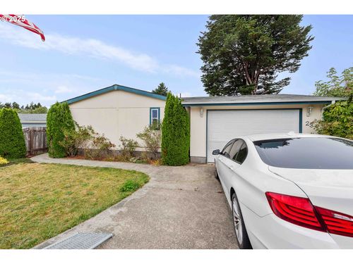 235 1st Ave, Coos Bay, OR, 97420-4398 | Card Image