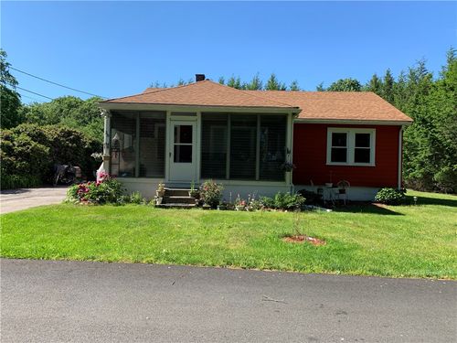 28 Old Reservoir Rd, Cumberland, RI, 02864-1633 | Card Image